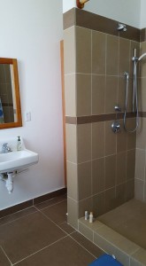 Bathroom with HOT WATER.
